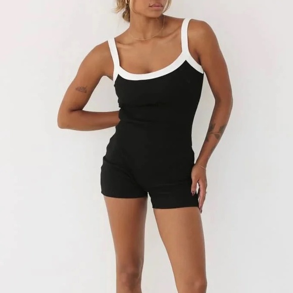 NWT Sunday Onsie - Picture 2 of 7